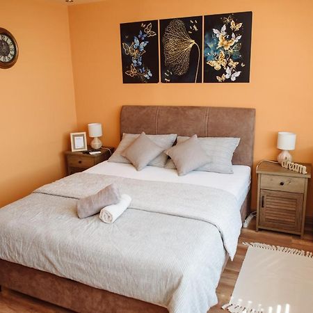 수보티차 Lara Apartman 아파트 외부 사진